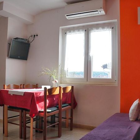 Apartmani Vesna ซัมบราทิยา ภายนอก รูปภาพ