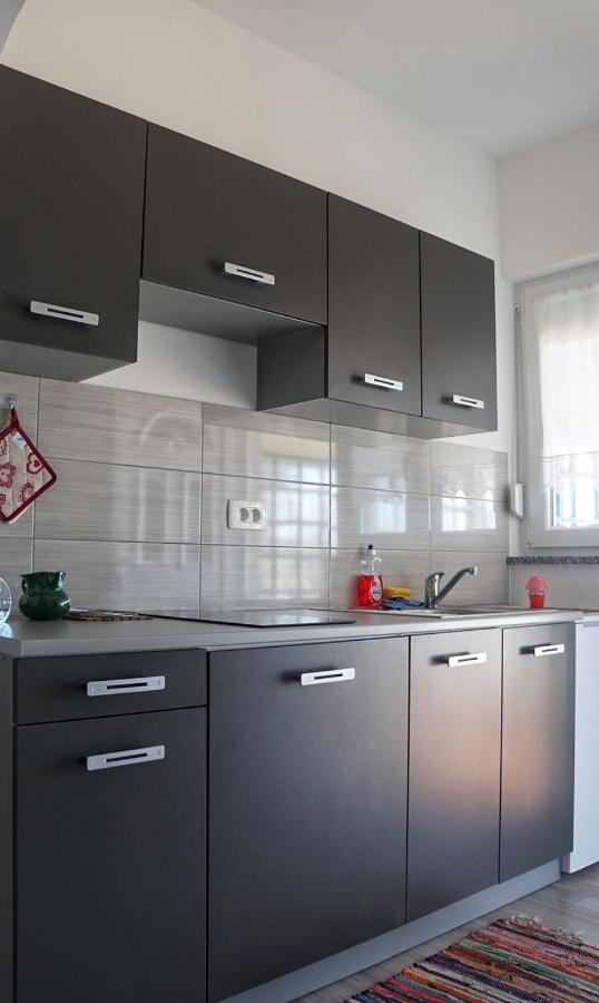 Apartmani Vesna ซัมบราทิยา ภายนอก รูปภาพ