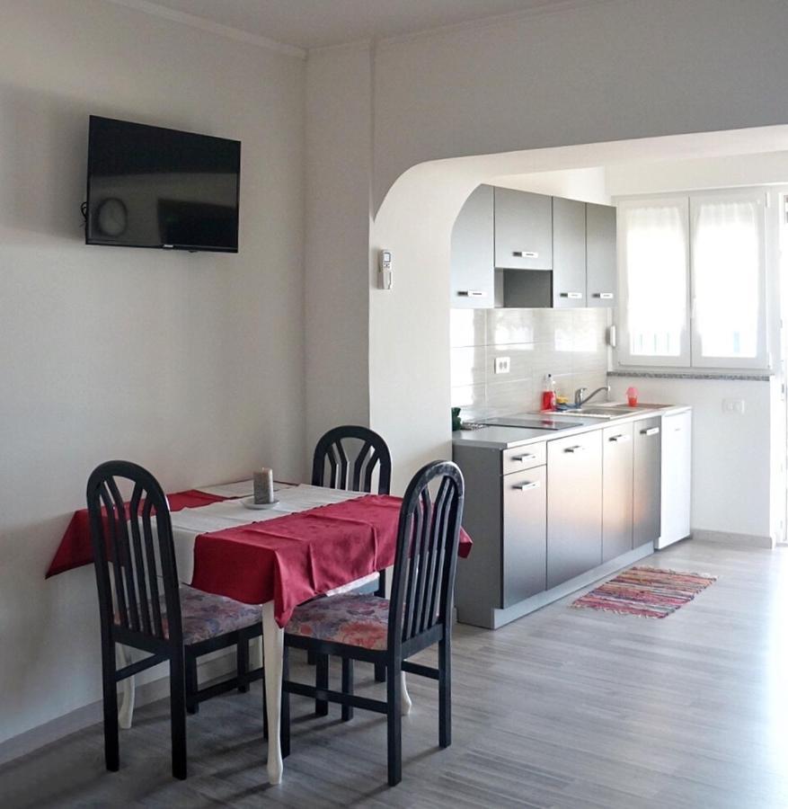 Apartmani Vesna ซัมบราทิยา ภายนอก รูปภาพ