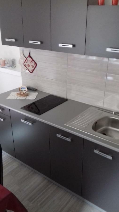 Apartmani Vesna ซัมบราทิยา ภายนอก รูปภาพ